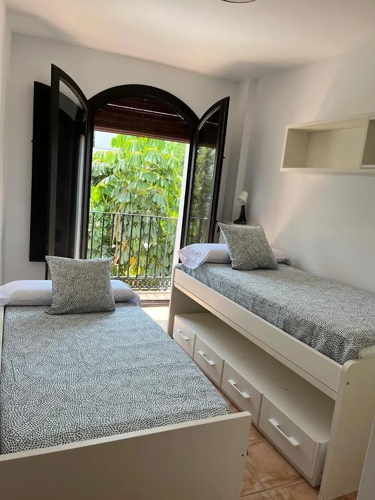 Apartment La Bicicleta, Duplex En Velez Benaudalla Velez de Benaudalla